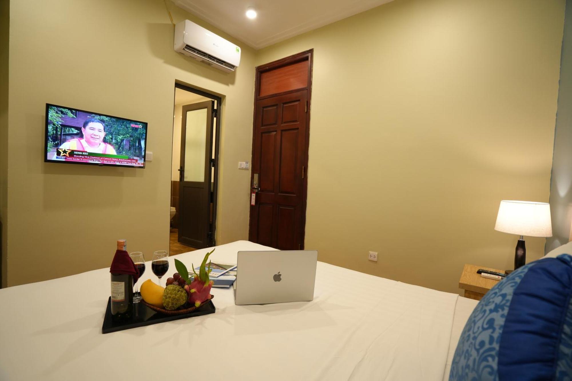 Valley Hotel &Travel Ханой Экстерьер фото